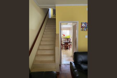 Casa à venda com 3 quartos, 171m² em Vila Santa Rosa, Jundiaí