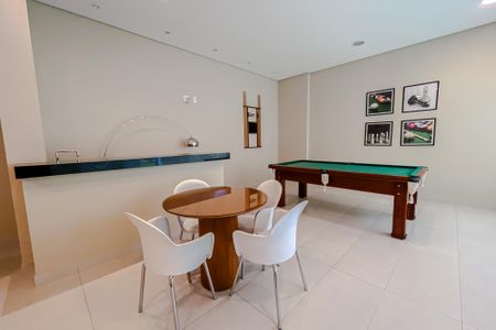 Apartamento para alugar com 68m², 2 quartos e 2 vagasSala de Jogos