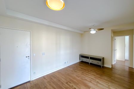 Apartamento para alugar com 68m², 2 quartos e 2 vagasSala