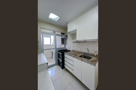 Apartamento para alugar com 68m², 2 quartos e 2 vagasCozinha