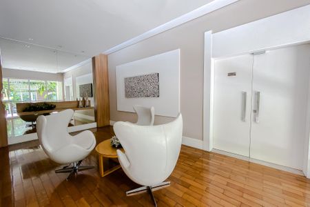 Apartamento para alugar com 68m², 2 quartos e 2 vagasÁrea comum