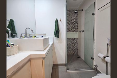 Apartamento à venda com 110m², 3 quartos e 2 vagas Apartamento à venda com 110m², 3 quartos e 2 vagasBanheiro