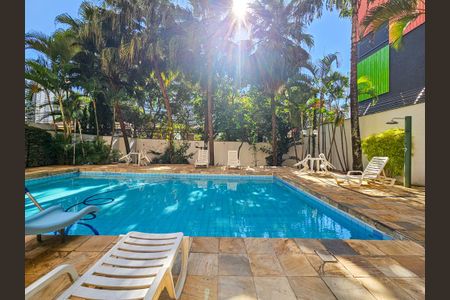 Apartamento à venda com 110m², 3 quartos e 2 vagas Apartamento à venda com 110m², 3 quartos e 2 vagasÁrea comum - Piscina