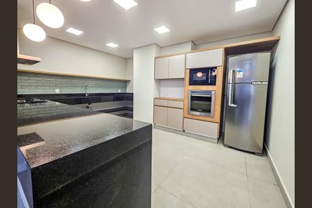 Apartamento à venda com 110m², 3 quartos e 2 vagas Apartamento à venda com 110m², 3 quartos e 2 vagasÁrea comum - Salão de festas