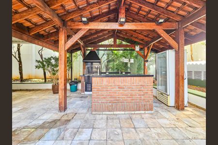 Apartamento à venda com 110m², 3 quartos e 2 vagas Apartamento à venda com 110m², 3 quartos e 2 vagasÁrea comum - Churrasqueira