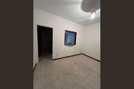Sala de casa para alugar com 2 quartos, 52m² em Colégio, Rio de Janeiro