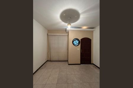 Sala de casa para alugar com 2 quartos, 52m² em Colégio, Rio de Janeiro