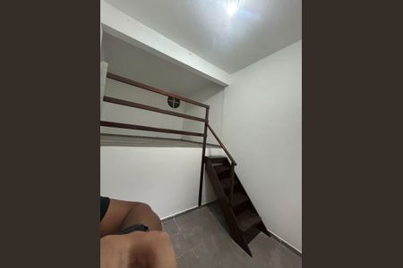 Sala de kitnet/studio para alugar com 1 quarto, 32m² em Colégio, Rio de Janeiro