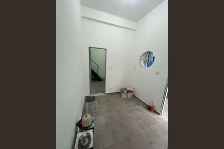 Quarto de kitnet/studio para alugar com 1 quarto, 32m² em Colégio, Rio de Janeiro