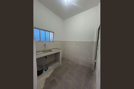 Cozinha de kitnet/studio para alugar com 1 quarto, 32m² em Colégio, Rio de Janeiro