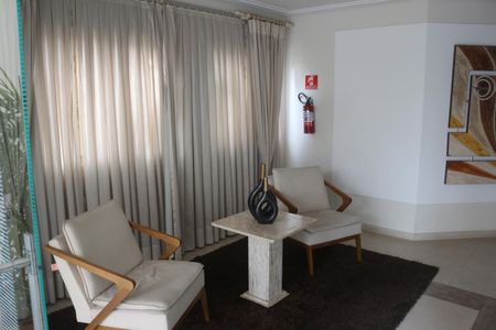 Apartamento à venda com 70m², 2 quartos e 1 vagaHall social