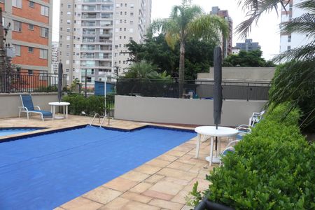 Apartamento à venda com 70m², 2 quartos e 1 vagaÁrea comum - Piscina