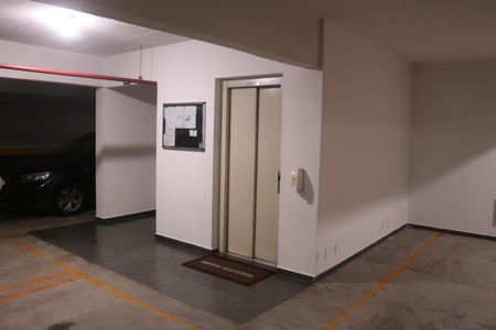 Apartamento à venda com 70m², 2 quartos e 1 vagaGaragem