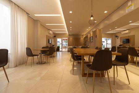 Apartamento para alugar com 52m², 2 quartos e 1 vagaÁrea comum - Salão de festas