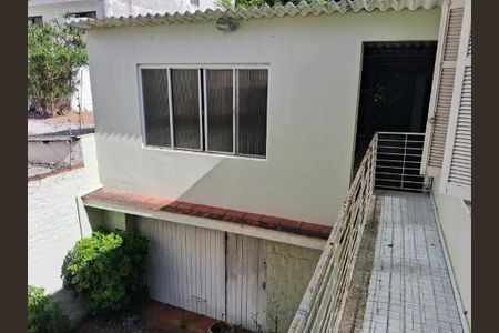 Área Externa  de casa para alugar com 2 quartos, 300m² em Menino Deus, Porto Alegre