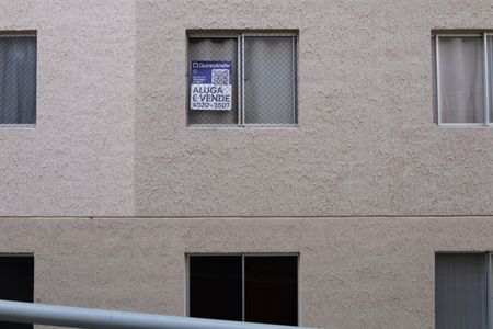 Apartamento à venda com 39m², 2 quartos e 1 vagaPlaca instalada na janela do imóvel - Código da placa: LDNB-687