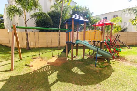 Apartamento para alugar com 39m², 2 quartos e 1 vaga Apartamento para alugar com 39m², 2 quartos e 1 vagaÁrea comum - Playground