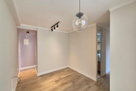 Sala de apartamento para alugar com 3 quartos, 72m² em Jardim Ipaussurama, Campinas