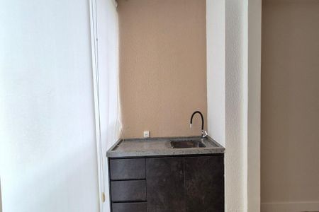 Varanda da Sala  de apartamento para alugar com 3 quartos, 72m² em Jardim Ipaussurama, Campinas
