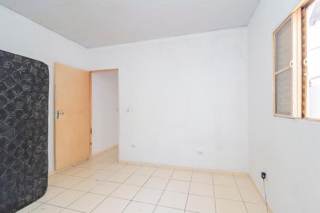 Quarto de casa para alugar com 1 quarto, 40m² em Vila Carmosina, São Paulo