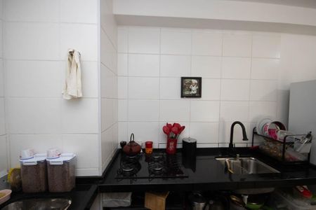 Apartamento para alugar com 47m², 2 quartos e sem vagaCozinha 