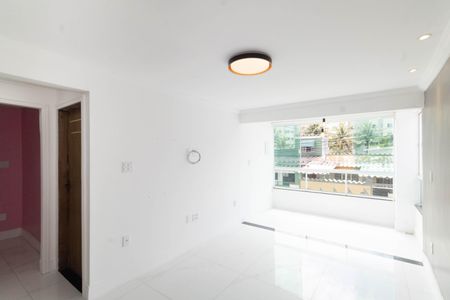 Sala de casa para alugar com 2 quartos, 80m² em Campo Grande, Rio de Janeiro