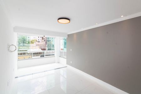 Sala de casa para alugar com 2 quartos, 80m² em Campo Grande, Rio de Janeiro