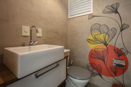 Casa de condomínio à venda com 106m², 2 quartos e 2 vagasLavabo