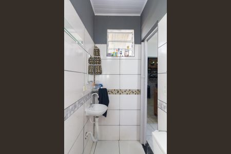 Casa à venda com 300m², 6 quartos e 2 vagasBanheiro 2