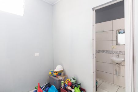Casa à venda com 300m², 6 quartos e 2 vagasQuarto 2