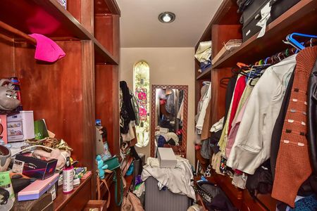 Casa à venda com 495m², 4 quartos e 3 vagasArmário da Suíte  2