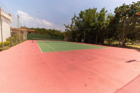 Casa de condomínio à venda com 206m², 3 quartos e 4 vagas Casa de condomínio à venda com 206m², 3 quartos e 4 vagasÁrea comum