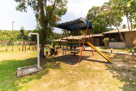 Casa de condomínio à venda com 206m², 3 quartos e 4 vagas Casa de condomínio à venda com 206m², 3 quartos e 4 vagasÁrea comum