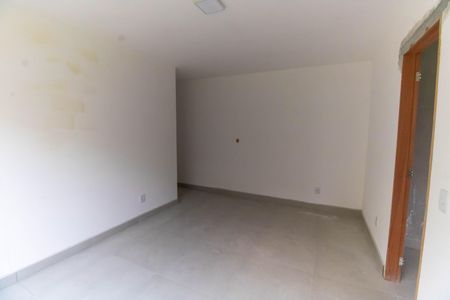 Casa de condomínio à venda com 206m², 3 quartos e 4 vagas Casa de condomínio à venda com 206m², 3 quartos e 4 vagasSuíte