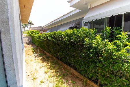 Casa de condomínio à venda com 206m², 3 quartos e 4 vagas Casa de condomínio à venda com 206m², 3 quartos e 4 vagasVista do Quarto 2