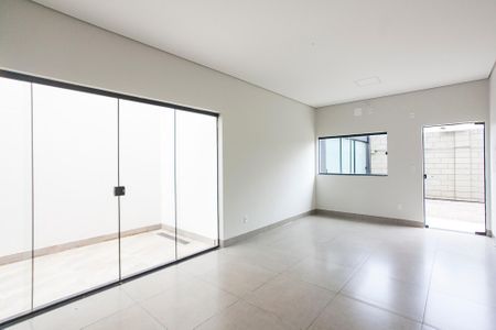 Casa para alugar com 130m², 3 quartos e sem vagaSala