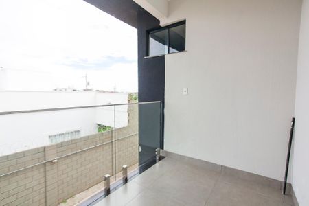 Casa para alugar com 130m², 3 quartos e sem vagaVaranda da Suite 2