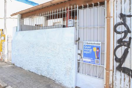 Casa para alugar com 91m², 2 quartos e sem vaga Casa para alugar com 91m², 2 quartos e sem vagaFachada