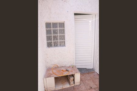 Casa para alugar com 91m², 2 quartos e sem vaga Casa para alugar com 91m², 2 quartos e sem vagaCozinha e Área de Serviço