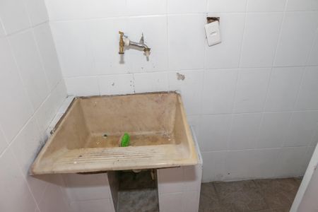 Casa para alugar com 91m², 2 quartos e sem vaga Casa para alugar com 91m², 2 quartos e sem vagaCozinha e Área de Serviço