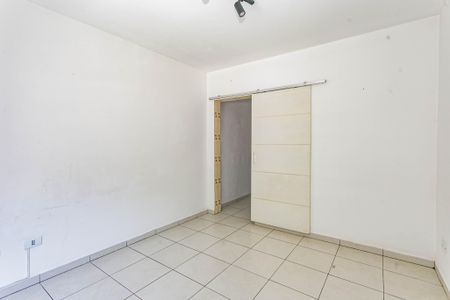 Casa para alugar com 3 quartos, 125m² em Jardim Previdencia, São Paulo