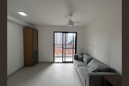 Studio para alugar com 25m², 1 quarto e sem vaga Studio para alugar com 25m², 1 quarto e sem vagaSala - quarto