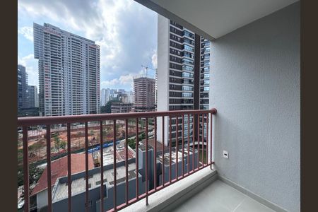 Varanda de kitnet/studio para alugar com 1 quarto, 25m² em Jardim das Acacias, São Paulo