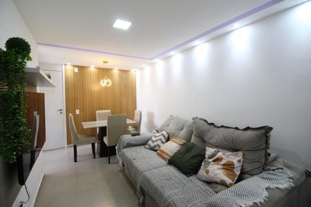 Apartamento para alugar com 68m², 2 quartos e 1 vagaSala