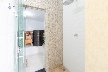 Casa à venda com 360m², 2 quartos e 10 vagasSauna