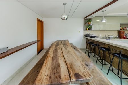 Casa à venda com 360m², 2 quartos e 10 vagasSala de jantar