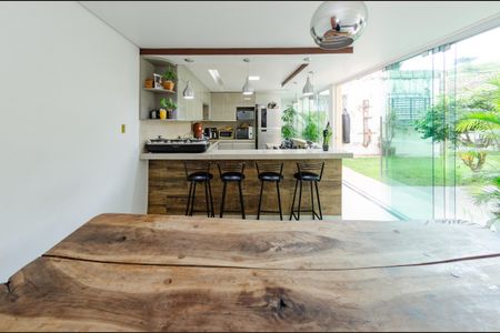 Casa à venda com 2 quartos, 360m² em Padre Eustáquio, Belo Horizonte