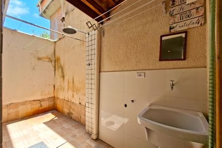 Casa de condomínio para alugar com 70m², 1 quarto e 1 vagaÁrea de Serviço