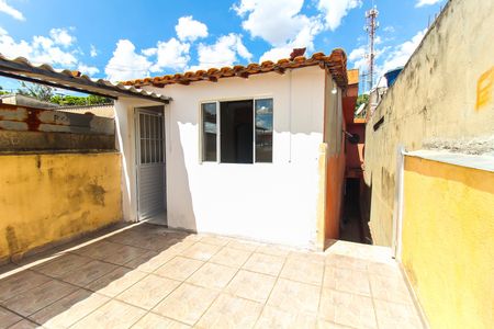 Casa para alugar com 90m², 2 quartos e 1 vagaVaranda