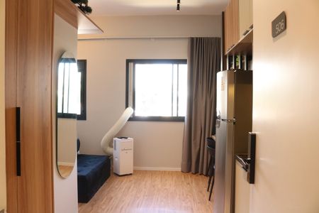 Cozinha de kitnet/studio para alugar com 1 quarto, 26m² em Pompeia, São Paulo